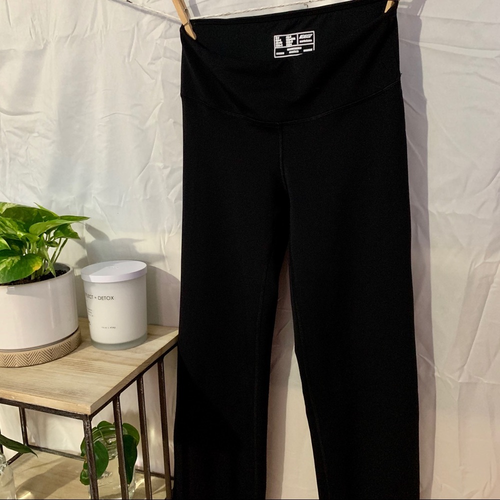 NWOT New Balance Yogas